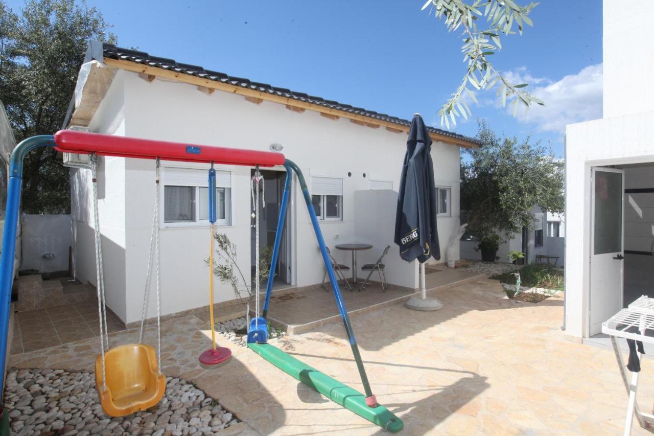Villa Oden كساميل المظهر الخارجي الصورة